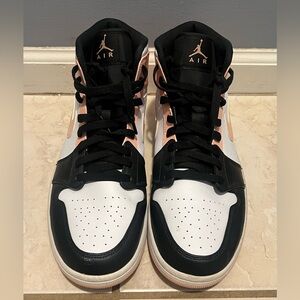 Nike Air Jordan 1 Mid